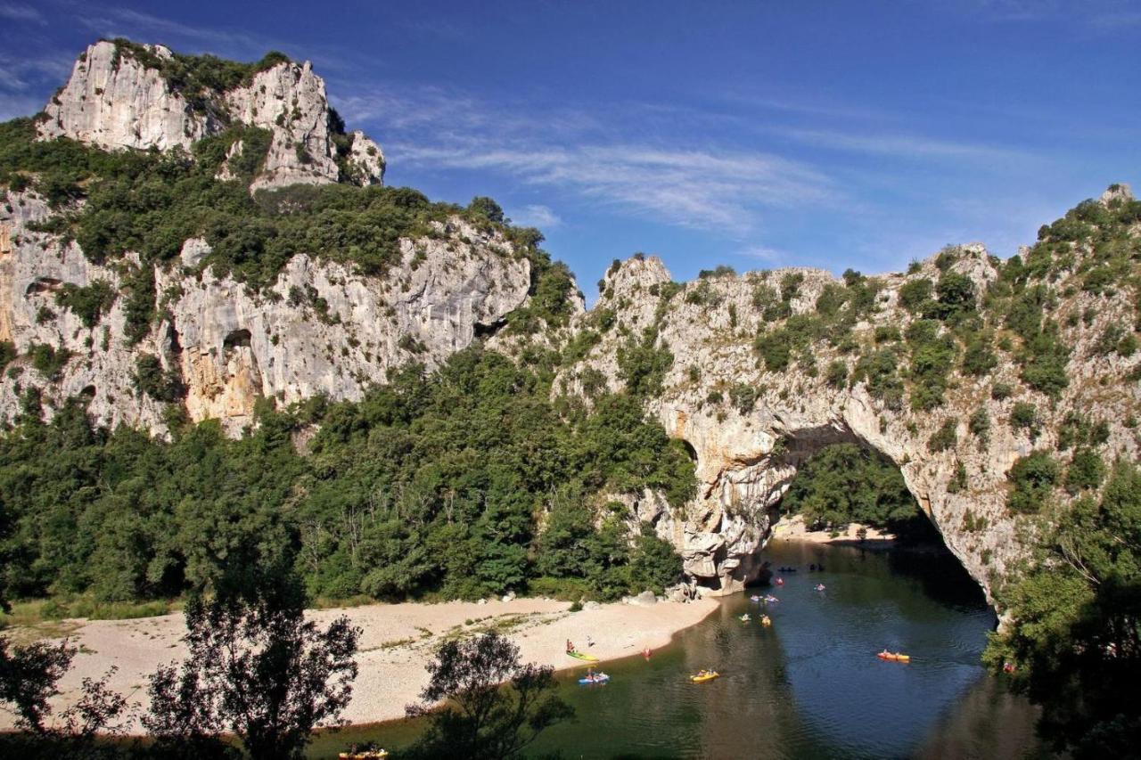Le Rocher De Sampzon מראה חיצוני תמונה
